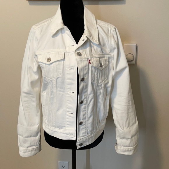White Levi Jean Jacket